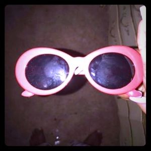Clout goggles